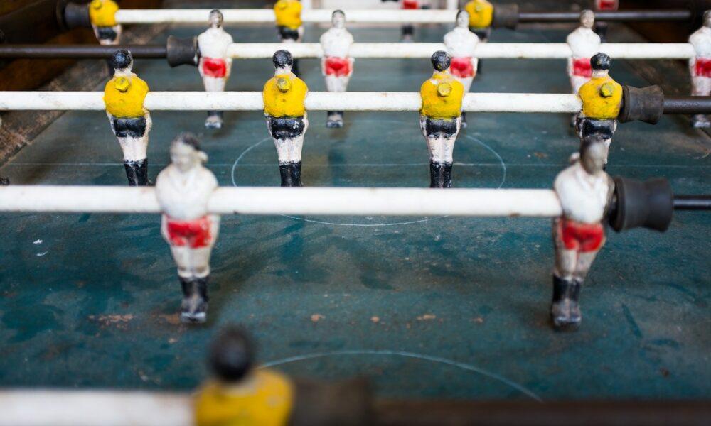 Snapshotデータから見る主流暗号プロジェクトのガバナンスのパフォーマンス：Sushi、Gitcoinは比較的良好で、多くのプロジェクトの平均投票アドレス数は500未満。