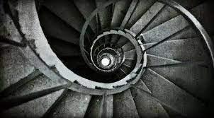 算稳エコシステムに基づくLUNAは、デススパイラルが発生するのでしょうか？