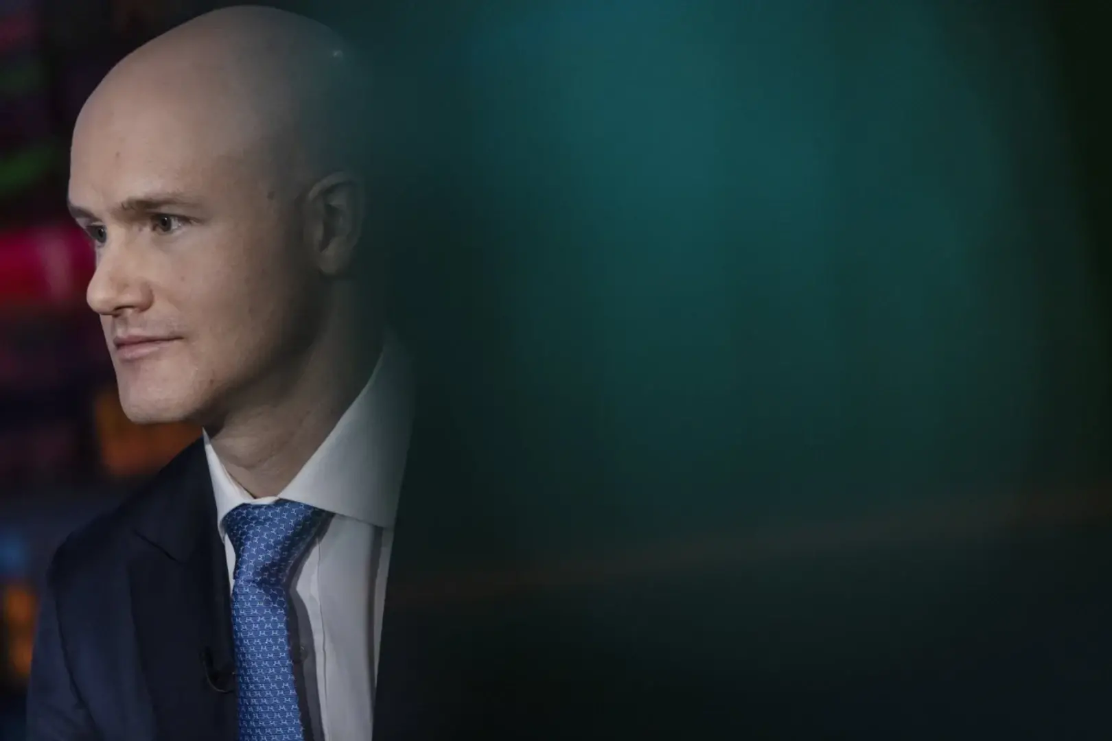 Coinbase leak insider exposed: outsourced customer service secretly photographed over ten thousand customer data, selling each for 200 dollars