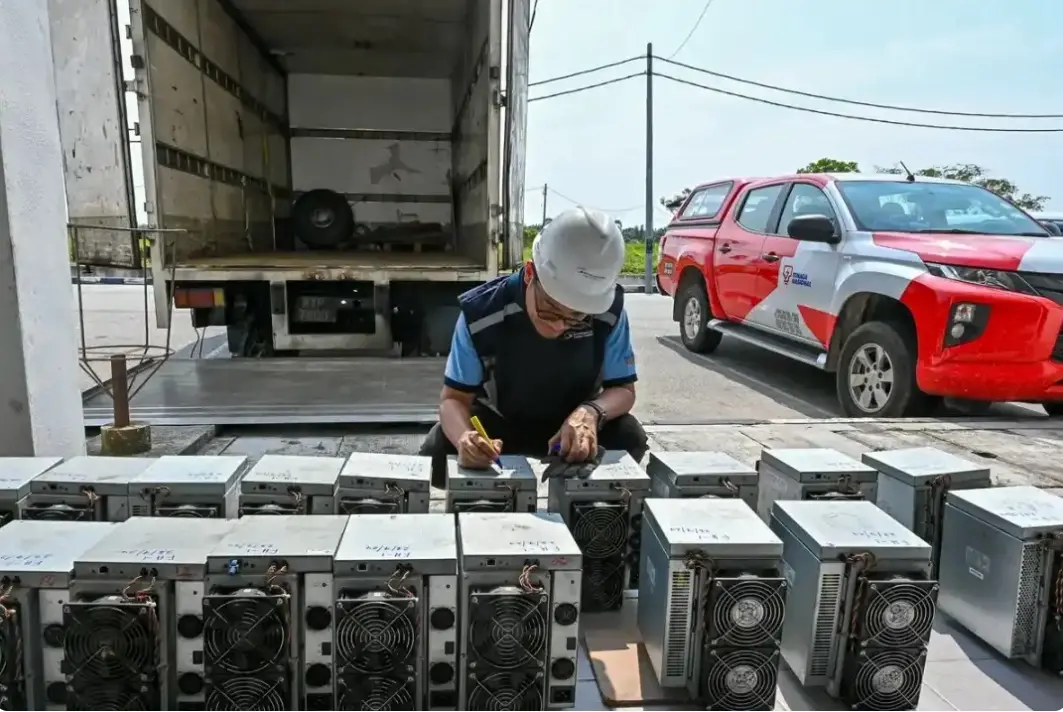 블룸버그: 전기 도난 10억 초과, 말레이시아 비트코인 채굴 만연