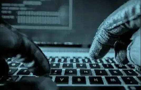 北朝鮮のハッカーが「肥年」を迎える：2025年に盗難資金が記録を更新し、マネーロンダリングの周期は約45日。