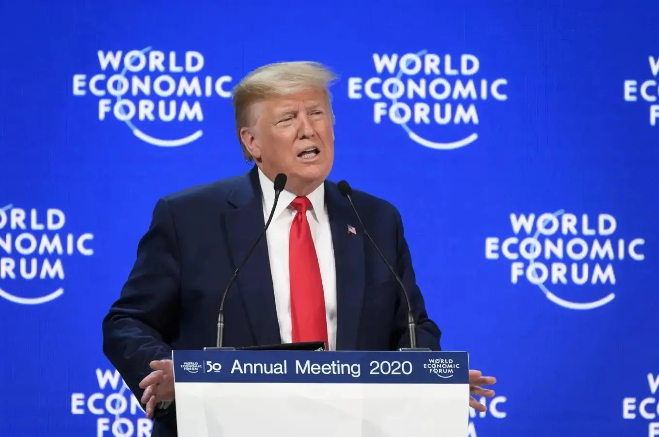 権力再構築の前夜：ダボスの政治信号と暗号業界の堅持